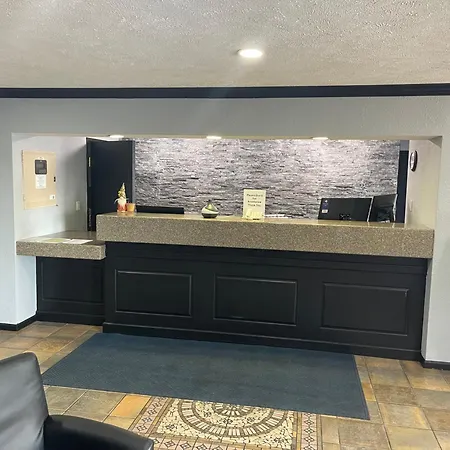 New Victorian Inn & Suites Lincoln-3