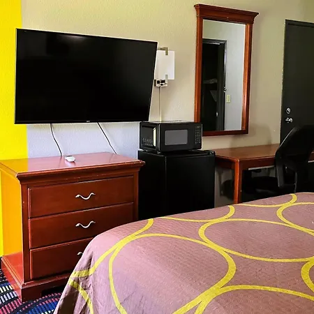 Super 8 By Wyndham Vincennes-2
