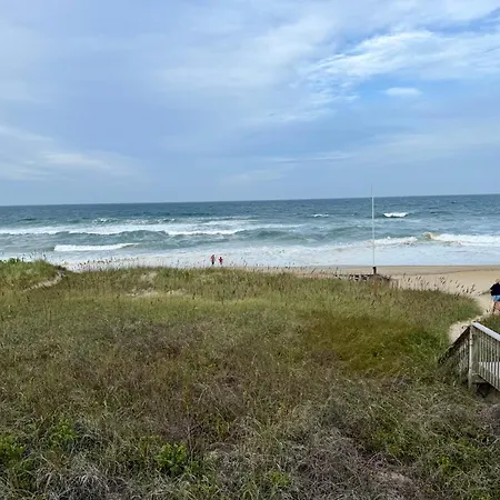 New 2026-Ocean Sands Beach Boutique Inn-24Hr Sauna And Salt-Mineral Pool-Free Beach Bikes And Famous Beach-Fresh Baked Cookies-Popcorn-In Room Bathrobes-Sunscreen-65 Inch Tvsnetflix-Bedside Candy-Free Laundry- 4 Grand Black Beds-Call & Save-1-252-Aha-2