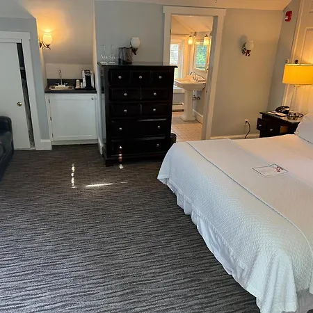 Crowne Pointe Historic Inn Adults Only-2