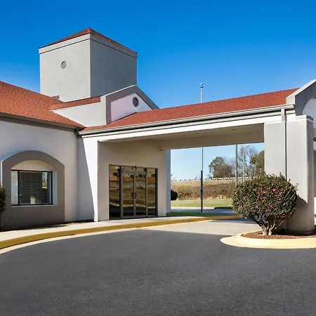 Quality Inn Lavonia I-85-2