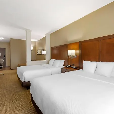 Comfort Suites West Omaha-2