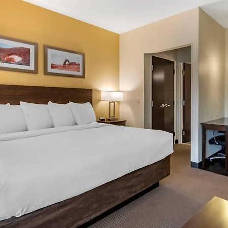 Mainstay Suites Moab Near Arches National Park-2