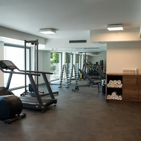 Emils Hotel-2