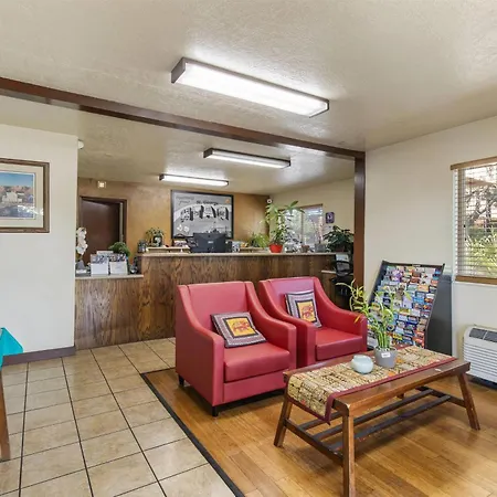 Super 8 By Wyndham St. George Ut-3