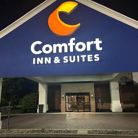 Comfort Inn & Suites Toledo North-3
