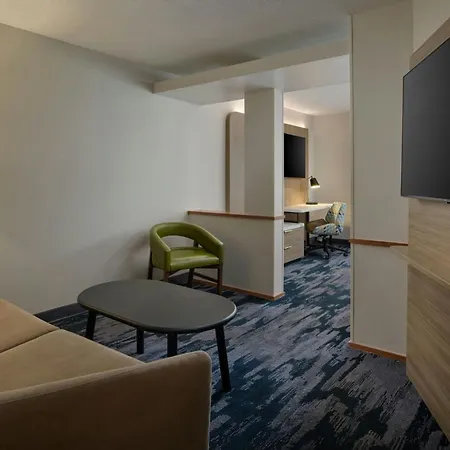 Fairfield Inn Suites Brunswick-2