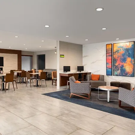 La Quinta By Wyndham Montgomery-2