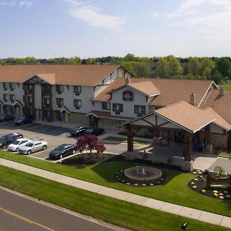 White Pine Inn & Suites-2