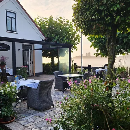Logement Hellevoetsluis-3