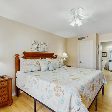 Beach Cottage 2202-3
