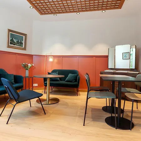 Grand Hotel De La Gare, Angers-3