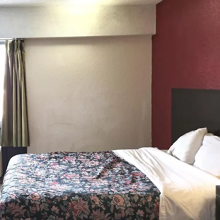 River Valley Inn And Suites-2