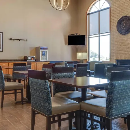 Comfort Inn Millersburg-2