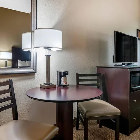 Comfort Inn & Suites Deland - Near University-3