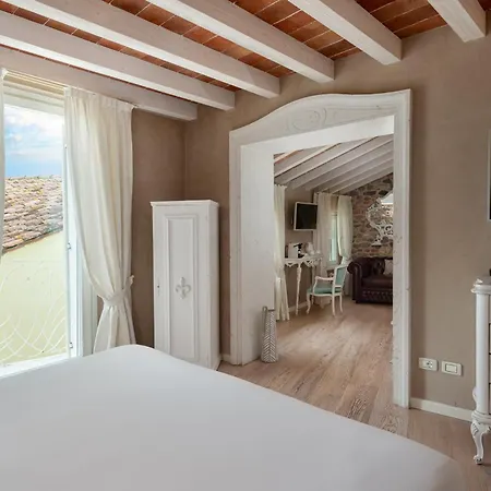 Regia Rosetta - Royal Rooms Borghetto-2