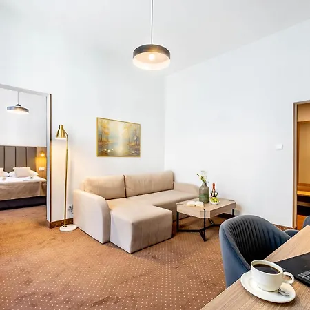 Hotel Lothus-3