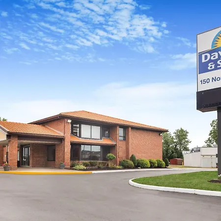 Days Inn By Wyndham Utica-3