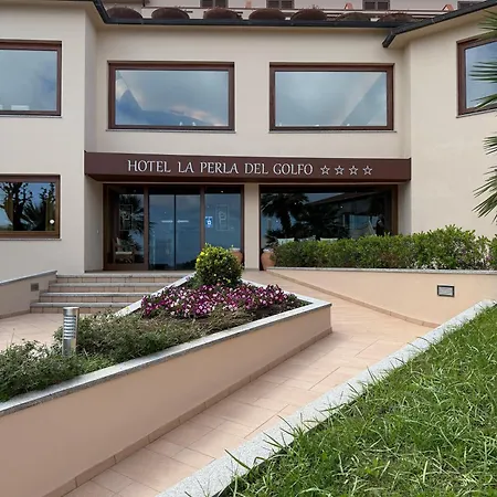 Hotel La Perla Del Golfo-3