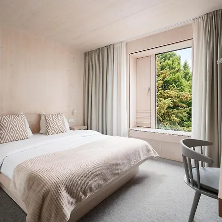 Hotel Bergamo Modern&zentral in Ludwigsburg Klimaanlage 3 Min zum Schloss WLAN Frühstück optional besonderes nachhaltiges Stadthotel in moderner Holzbauweise-2