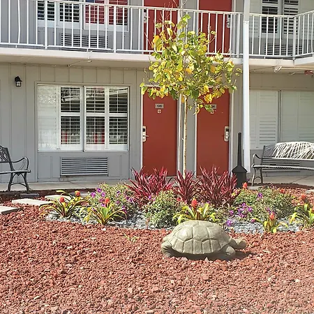 Vero Beach Inn & Suites Vero Beach I-95 (Adults Only)-2
