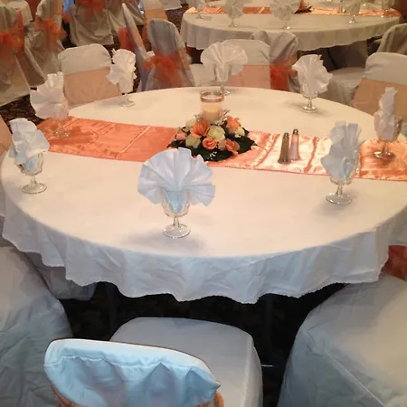 Red Carpet Inn & Suites-2