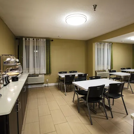 Super 8 By Wyndham St Charles-2