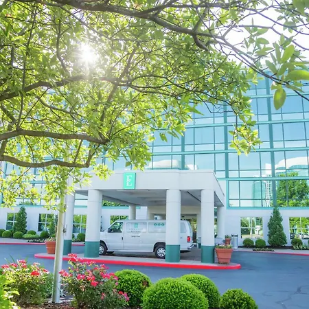 Embassy Suites By Hilton Lexington Green-3