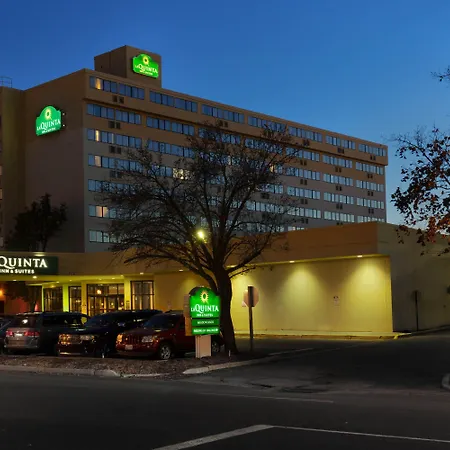 La Quinta By Wyndham Secaucus Meadowlands-3