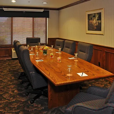 Oxford Suites Portland - Jantzen Beach-2