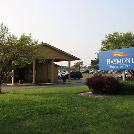 Baymont By Wyndham Perrysburg-Toledo-3