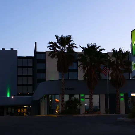 Holiday Inn Victorville By Ihg-3