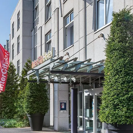 Intercityhotel Rostock-3