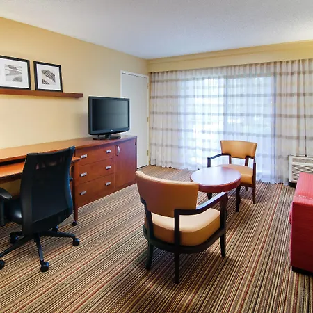 Courtyard Irvine John Wayne Airport/Orange County-3