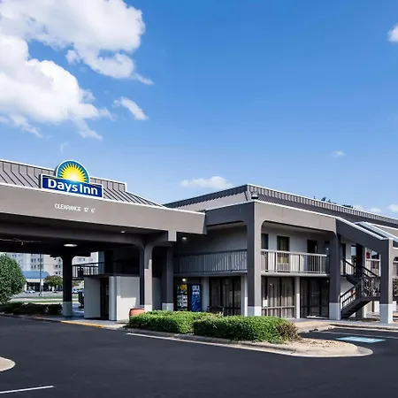 Days Inn By Wyndham Wilson-3