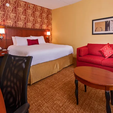Courtyard By Marriott Richmond West-2