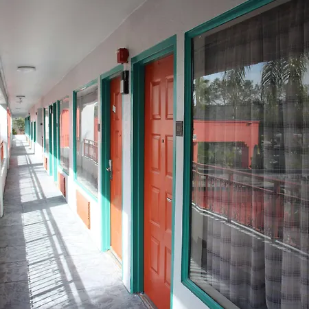 Boca Suites Deerfield Beach; Surestay Collection By BW-2