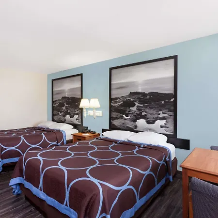 Super 8 By Wyndham El Cajon San Diego-3
