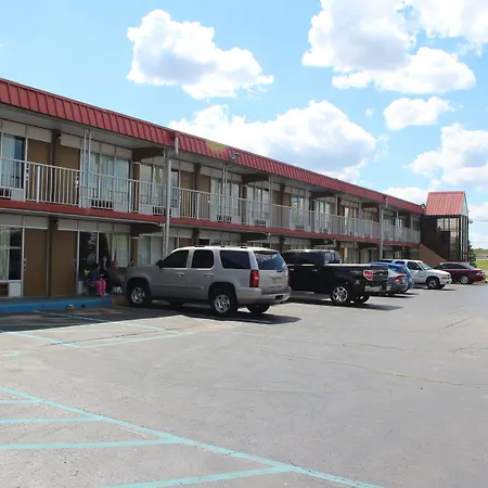 Super 8 By Wyndham Perrysburg-Toledo-3