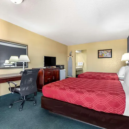 Econo Lodge Junction-2