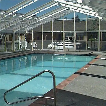 Brookings Inn Resort-3
