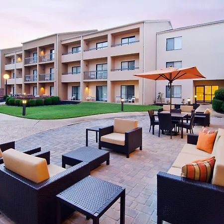 Courtyard By Marriott Huntsville University Drive-2