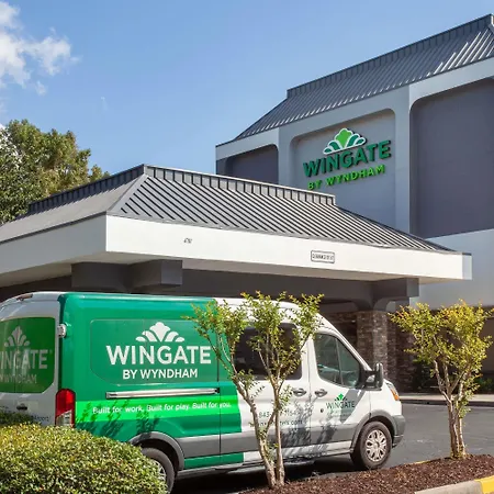 Wingate By Wyndham Charleston Coliseum-2