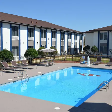 Americas Best Value Inn & Suites-Foley - Fully Renovated-2