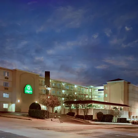 La Quinta Inn By Wyndham Austin Capitol / Downtown-2
