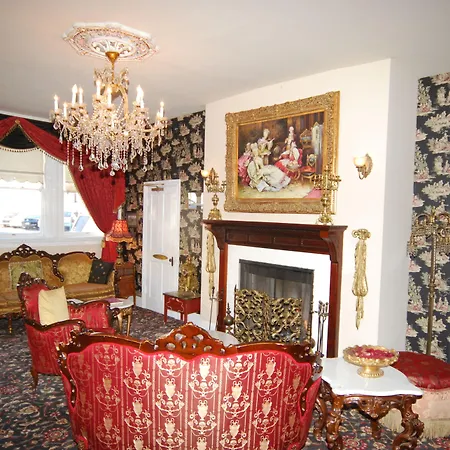 Queen Anne-2