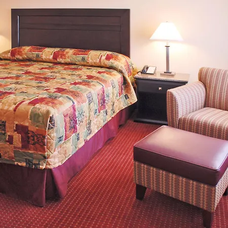 Relax Inn & Suites El Cajon-3