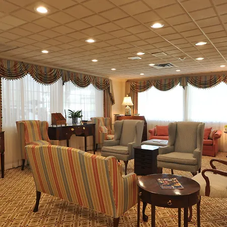 The Farmington Inn And Suites-3