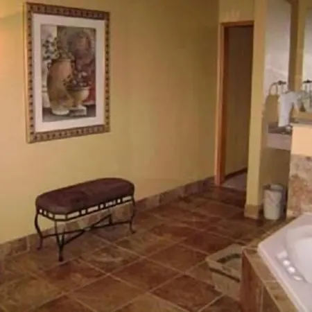 Sunset Inn & Suites-2