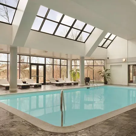 Hilton East Brunswick-3